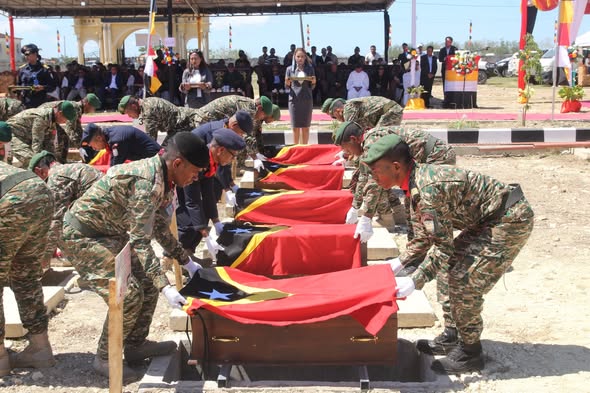 𝐆𝐨𝐯𝐞𝐫𝐧𝐮 𝐇𝐚𝐥𝐨𝐨𝐭 𝐎𝐧𝐚 𝐑𝐞𝐬𝐭𝐨𝐬 𝐌𝐨𝐫𝐭𝐚𝐢𝐬 𝐇𝐚𝐦𝐮𝐭𝐮𝐤 𝟓𝟔 𝐈𝐡𝐚 𝐉𝐚𝐫𝐝𝐢́𝐦 𝐝𝐨𝐬 𝐇𝐞𝐫𝐨𝐢𝐬 𝐞 𝐌𝐚́𝐫𝐭𝐢𝐫𝐞𝐬 𝐝𝐚 𝐏𝐚́𝐭𝐫𝐢𝐚, 𝐅𝐮𝐢𝐥𝐨𝐫𝐮-𝐋𝐚𝐮𝐭𝐞́𝐦